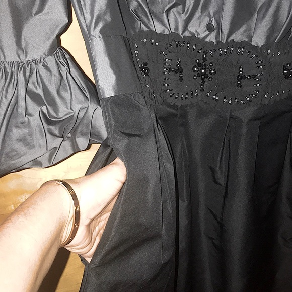 BCBG MAX AZRIA grey dress taffeta with bell sleeves - Picture 9 of 11